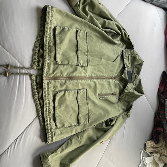 Green Utility Jacket - Picture 3 of 4